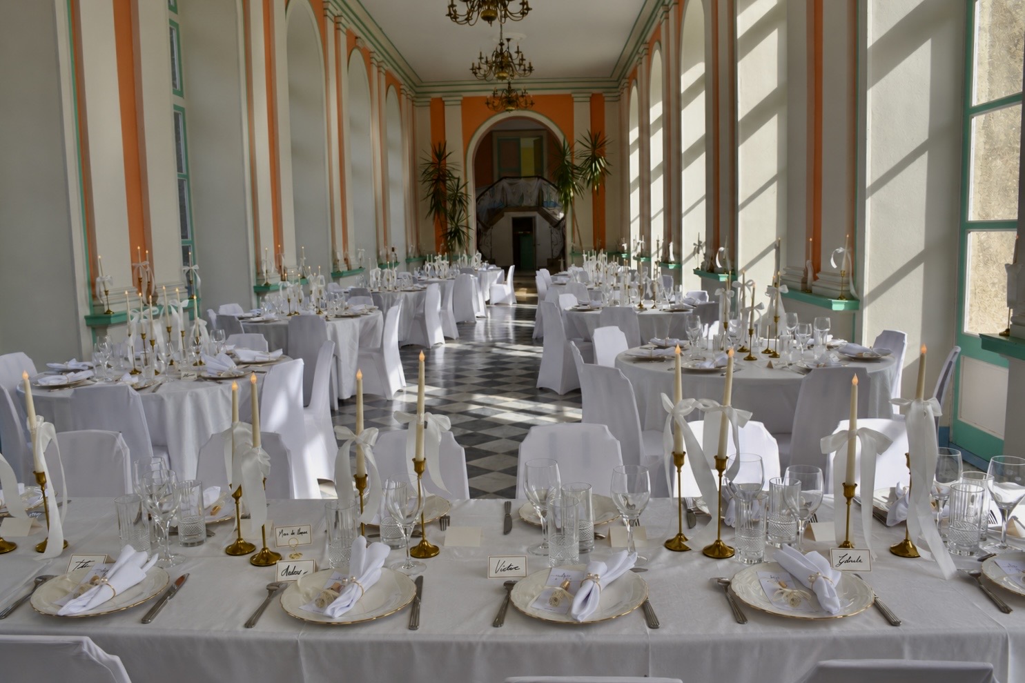 Tables et lumière de l’Orangerie